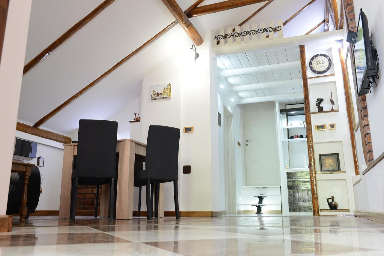Apartman Rustik Belgrado Buitenkant foto