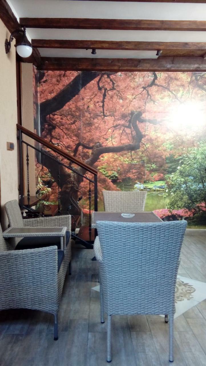 Apartman Rustik Belgrado Buitenkant foto