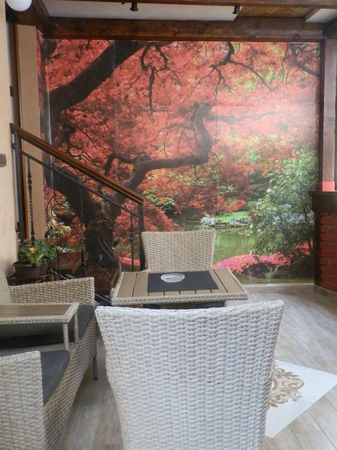 Apartman Rustik Belgrado Buitenkant foto